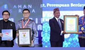 Taruna Ikrar Cetak 2 Rekor Nasional: AI BPOM dan Sejuta Vaksin Korpri
