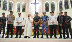 Wali Kota Makassar dan Gubernur Sulsel serta Forkopimda Pantau Misa Natal di Dua Gereja