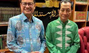 Menteri Agama Republik Indonesia, Prof. Dr. KH. Nasaruddin Umar bersama Kepala Badan Pengawas Obat dan Makanan (BPOM) RI, Prof. Dr. Taruna Ikrar di Masjid Istiqlal, Jakarta, Jumat, 20 Maret 2026.