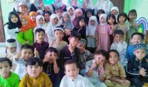 Halalbihalal TK Naura Makassar: Tanamkan Nilai Maaf dan Berbagi Sejak Dini
